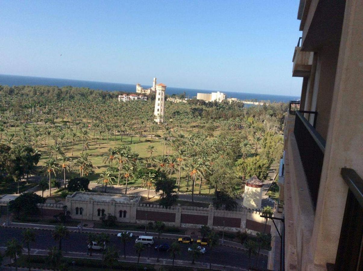 Sea & Garden View At Al-Muntazh Towers - إطلاله علي البحر و حدائق قصر المنتزه Alexandria Exterior photo