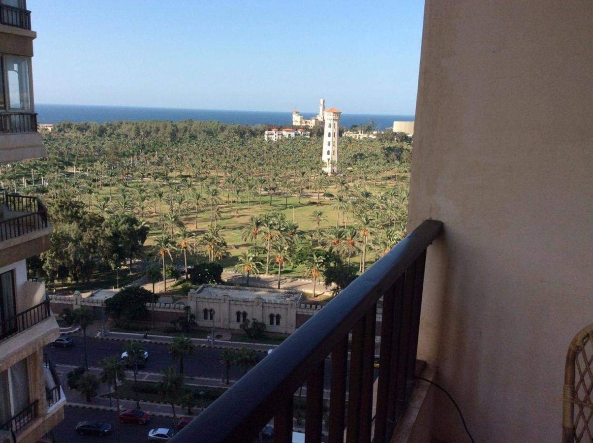 Sea & Garden View At Al-Muntazh Towers - إطلاله علي البحر و حدائق قصر المنتزه Alexandria Exterior photo